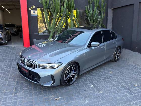 BMW 320i 2.0 16V TURBO FLEX M SPORT AUTOMÁTICO BMW 320i 2.0 16V TURBO FLEX M SPORT AUTOMÁTICO
